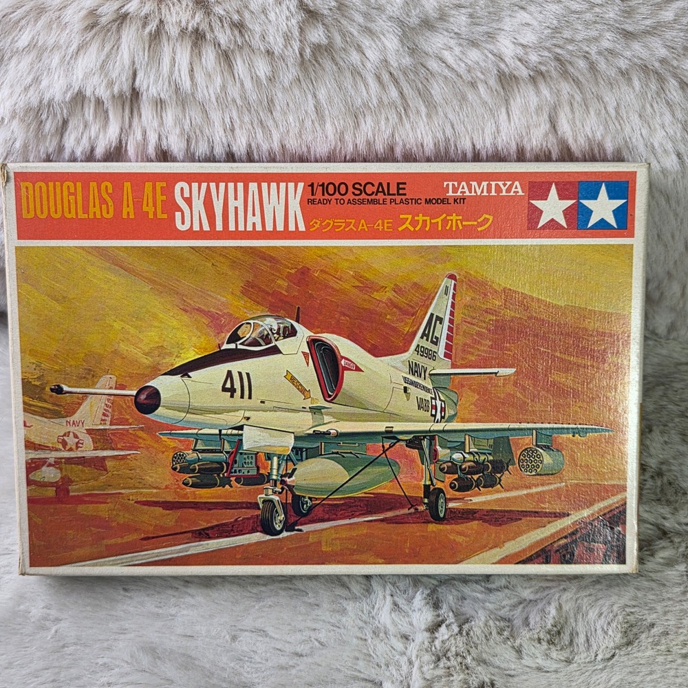 Tamiya Douglas A-4E Skyhawk 1/100 Scale Plastic Model Kit PA1003 Mini Jet Series